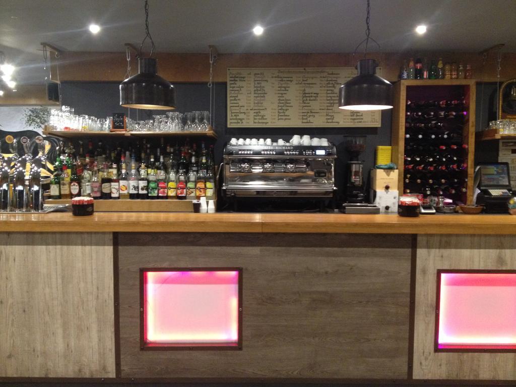 黑马帕丽斯潘廷酒店 庞坦 外观 照片